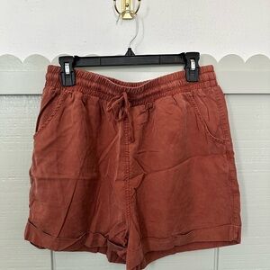 Universal Thread Women's Terracotta Shorts
